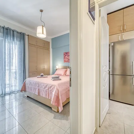 Apartment Manolias *